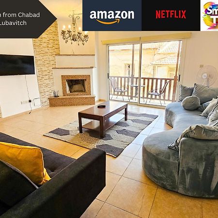 Sky Line City Apartment, 150M From Chabad Lubavitch Larnaca Luaran gambar