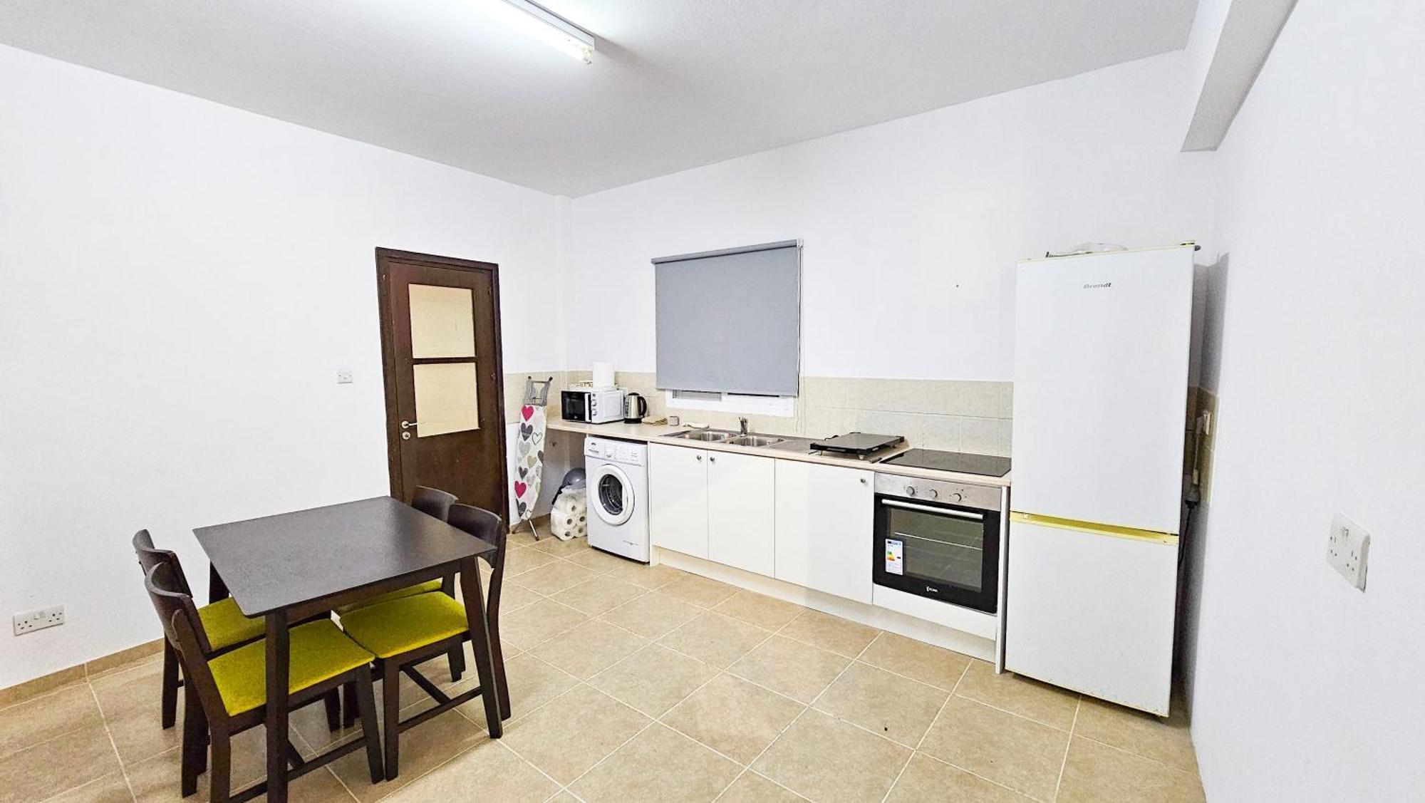 Sky Line City Apartment, 150M From Chabad Lubavitch Larnaca Luaran gambar
